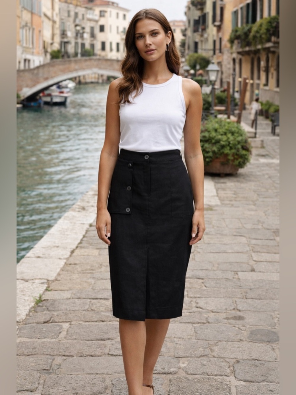 SARAH PACCINI – Black Linen Blend Knee Length Pencil Skirt. Size 1 = 6/8